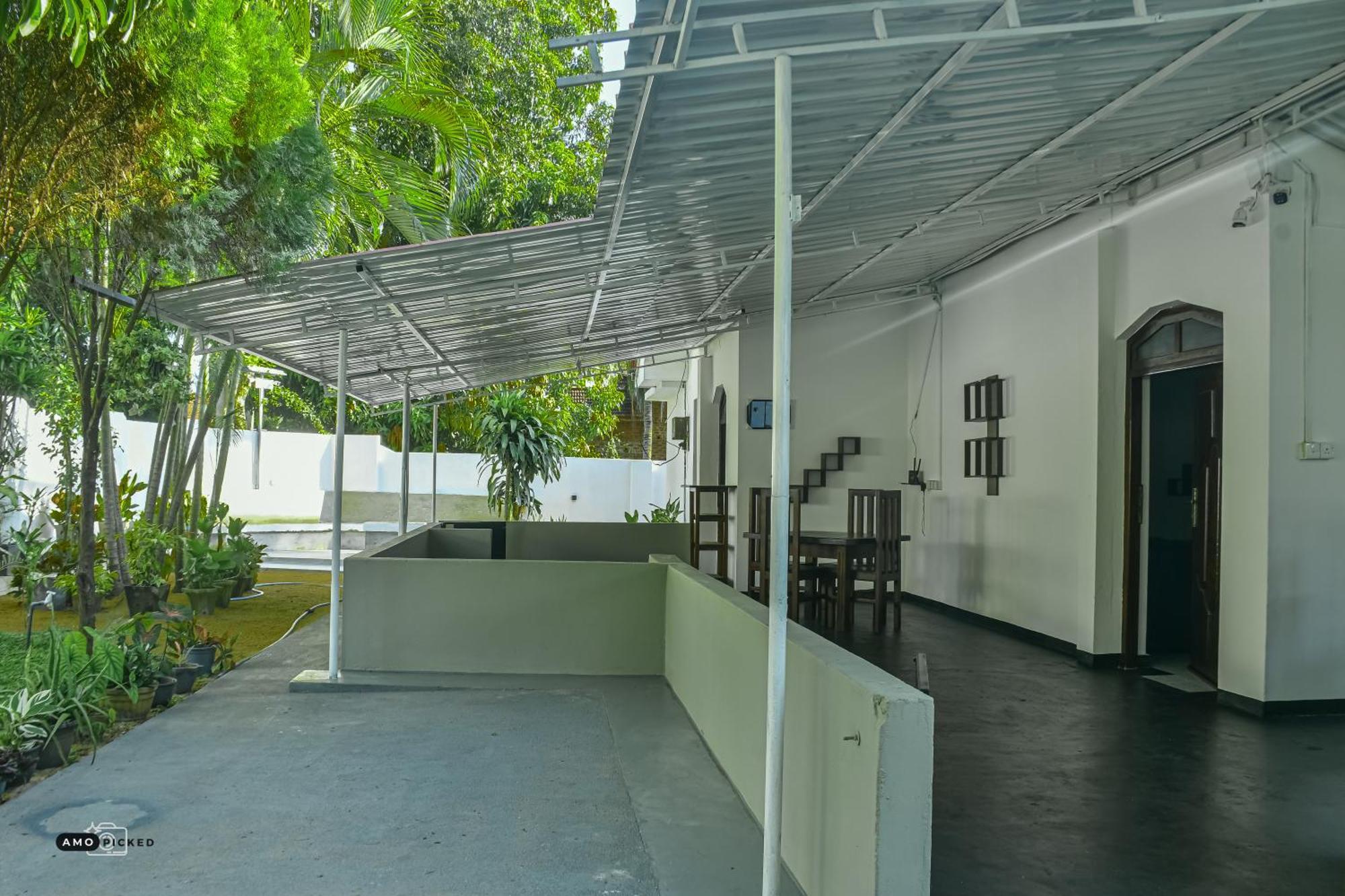 Coconut Villa Аругам Бей Екстериор снимка